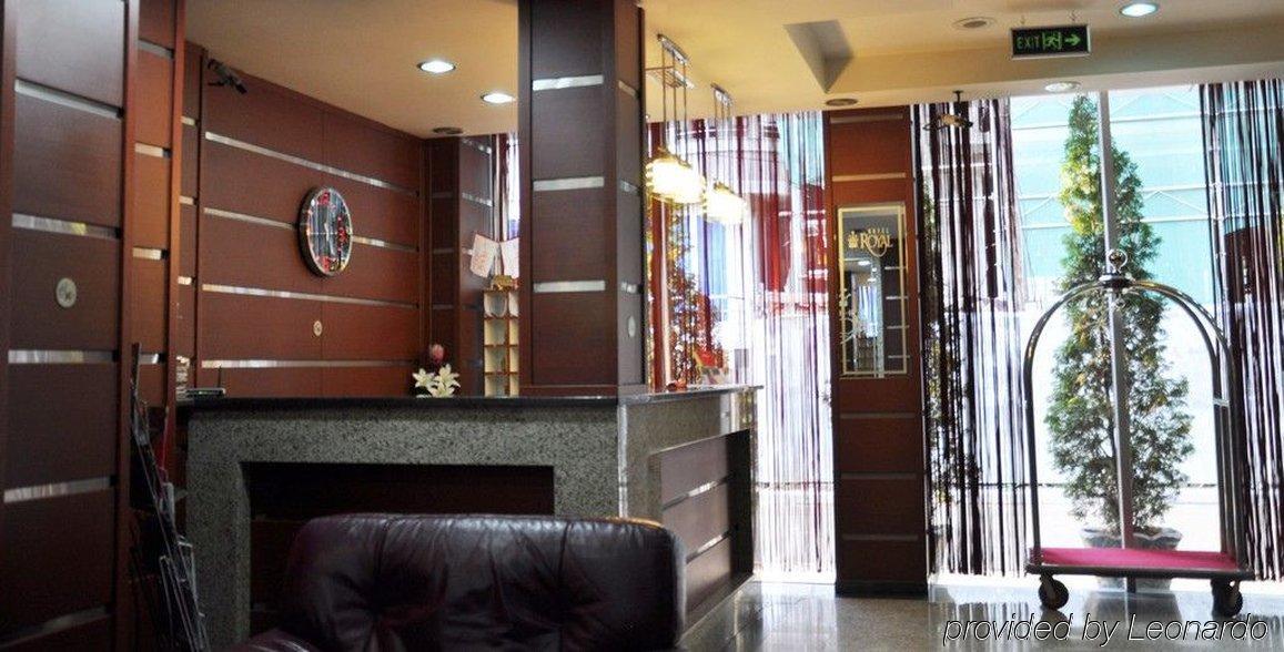 Hotel Royal Pristina Interior photo